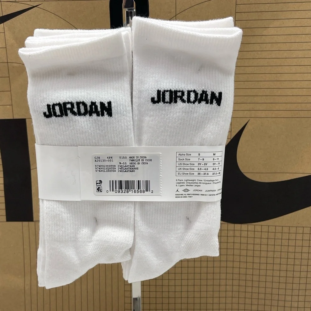 JORDAN JUMPMAN CREW Socks 
6PK

Style XJ0130-001 - Picture 10 of 16